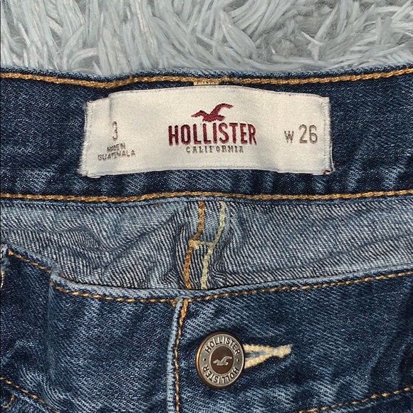 Shorts - Picture 3 of 3